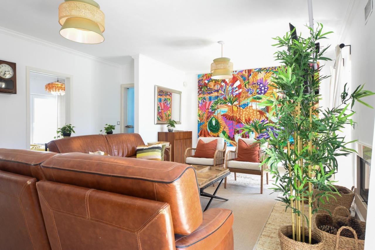 Aroeira Villa With Heated Pool By Golf Course, Beach And Lisbon エクステリア 写真