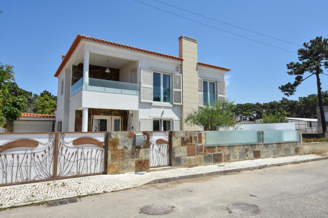 Aroeira Villa With Heated Pool By Golf Course, Beach And Lisbon エクステリア 写真