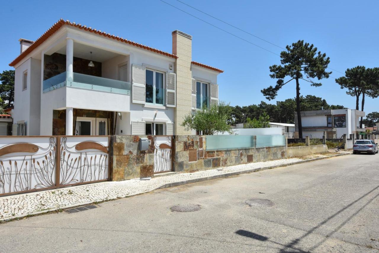 Aroeira Villa With Heated Pool By Golf Course, Beach And Lisbon エクステリア 写真